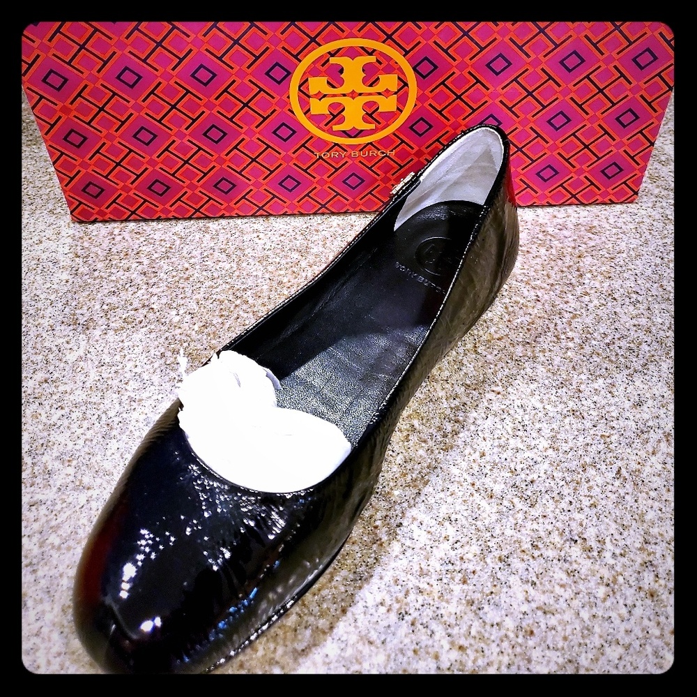 $224 Tory Burch patent Travel Ballet flats 7.5